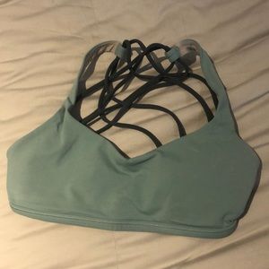 Lululemon free to be wild bra